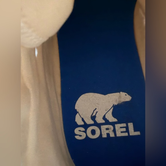 Sorel Cream and White winter boots - Picture 9 of 11